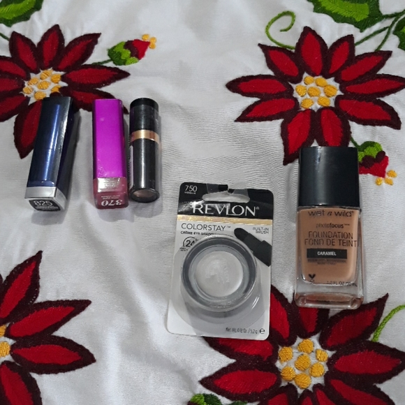 Wet n wild foundation